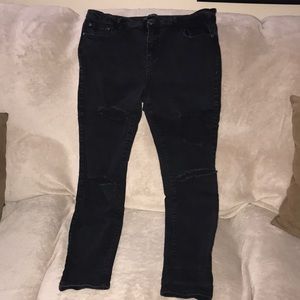 Red blue denim black jeans size 11/12 skinny distressed 💕